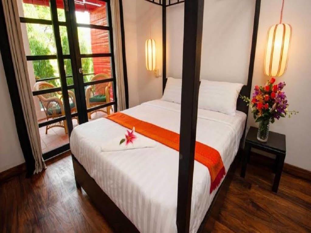 Villa Silk Road Hotel Phnom Penh Eksteriør bilde