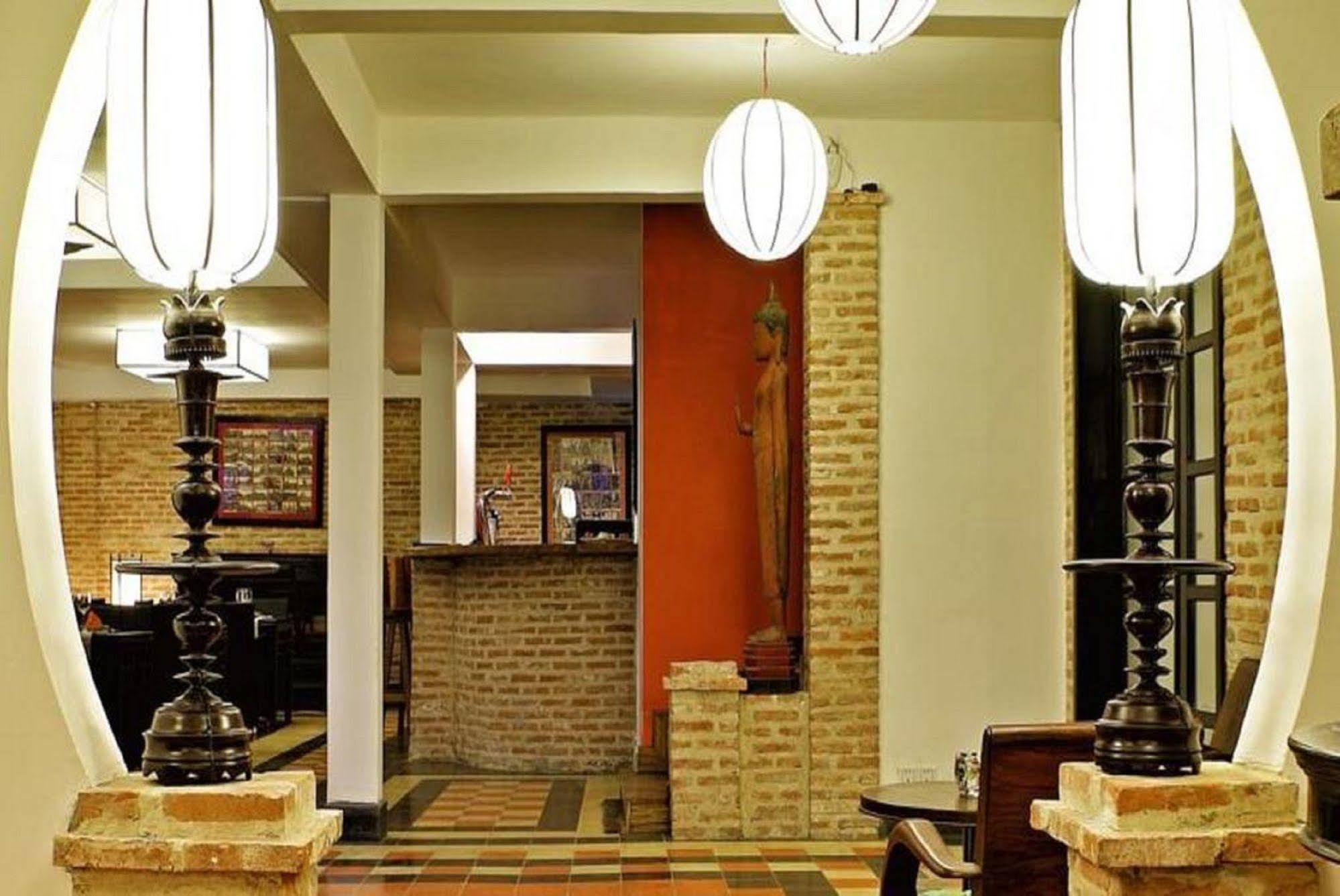 Villa Silk Road Hotel Phnom Penh Eksteriør bilde